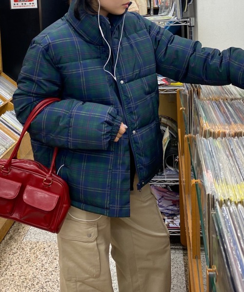 nemne store（ネンネストア）の「【低身長サイズあり】オーバーサイズパディングブルゾン（ブルゾン・レディース・アイボリー/チャコール/ネイビー系/ピンク系/グレー/ライトブルー/ブラック・MEDIUM/LARGE）」の6枚目の写真