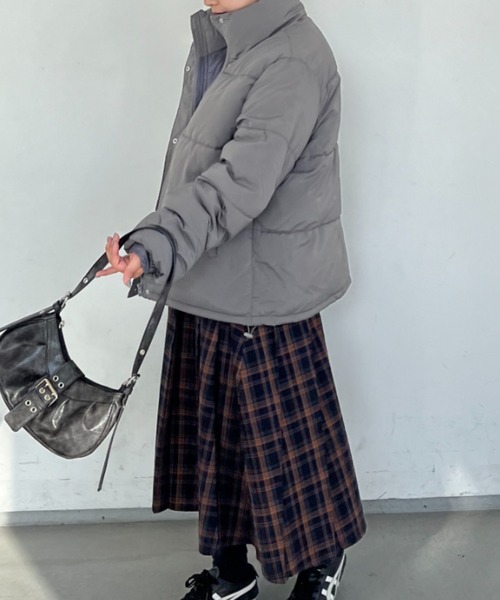 nemne store（ネンネストア）の「【低身長サイズあり】オーバーサイズパディングブルゾン（ブルゾン・レディース・アイボリー/チャコール/ネイビー系/ピンク系/グレー/ライトブルー/ブラック・MEDIUM/LARGE）」の18枚目の写真