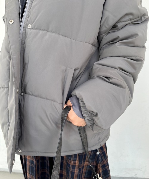 nemne store（ネンネストア）の「【低身長サイズあり】オーバーサイズパディングブルゾン（ブルゾン・レディース・アイボリー/チャコール/ネイビー系/ピンク系/グレー/ライトブルー/ブラック・MEDIUM/LARGE）」の11枚目の写真