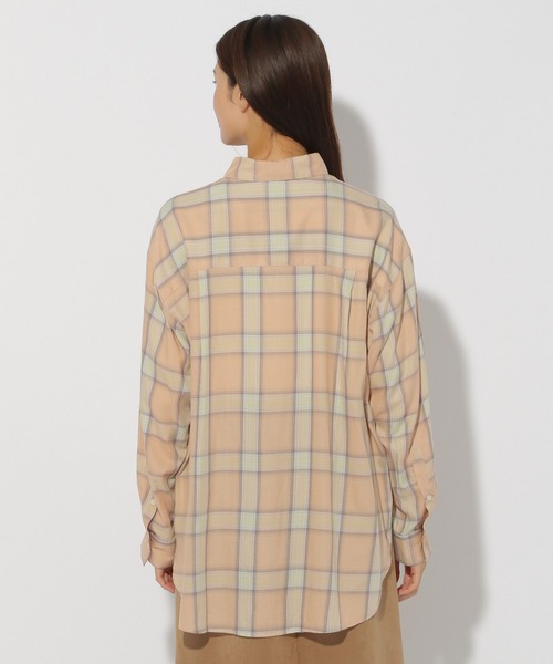 Elura（エルーラ）の「ソフトシアチェックシャツ/150339（シャツ/ブラウス・レディース・ベージュ/ブラック・MEDIUM/LARGE）」の14枚目の写真