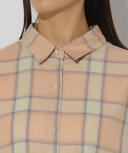 Elura（エルーラ）の「ソフトシアチェックシャツ/150339（シャツ/ブラウス・レディース・ベージュ/ブラック・MEDIUM/LARGE）」の3枚目の写真