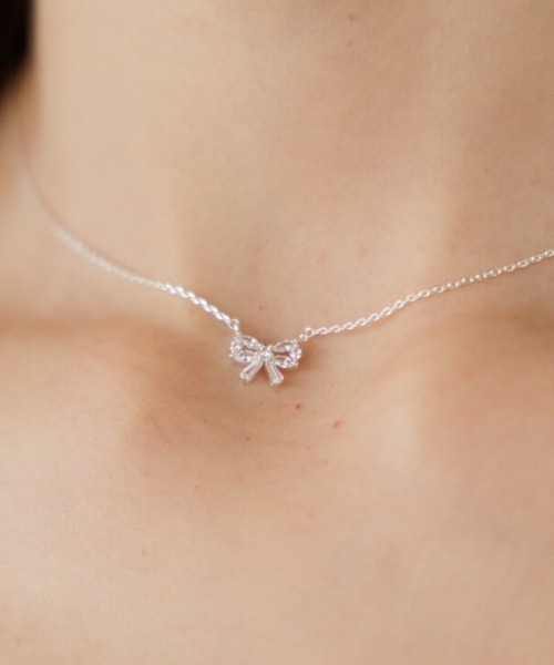 flower（フラワー）の「ビジューリボンネックレス（ネックレス・レディース・シルバー/ゴールド・FREE）」の2枚目の写真