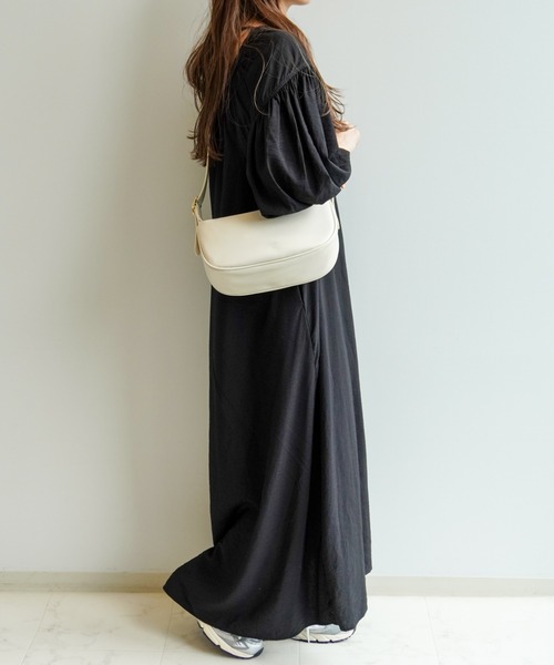 Jewelna Rose(ジュエルナローズ)の「JEWELNA by Jewelna Rose ワンショルダーバッグ 11836(ショルダーバッグ・レディース・ブラック/アイボリー・FREE)」の5枚目の写真
