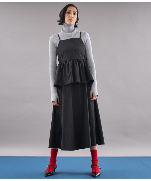 Settimissimo（セッティミッシモ）の「タフタ レイヤード キャミソール ワンピース（ワンピース・レディース・ベージュ/ブラック・FREE）」の8枚目の写真