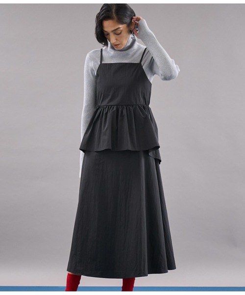 Settimissimo（セッティミッシモ）の「タフタ レイヤード キャミソール ワンピース（ワンピース・レディース・ベージュ/ブラック・FREE）」の9枚目の写真