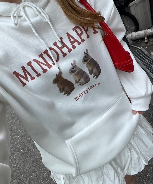 merrylatte(メリーラテ)の「ウサギいっぱいパーカー(パーカー・レディース・ホワイト・MEDIUM/LARGE/SMALL)」の8枚目の写真