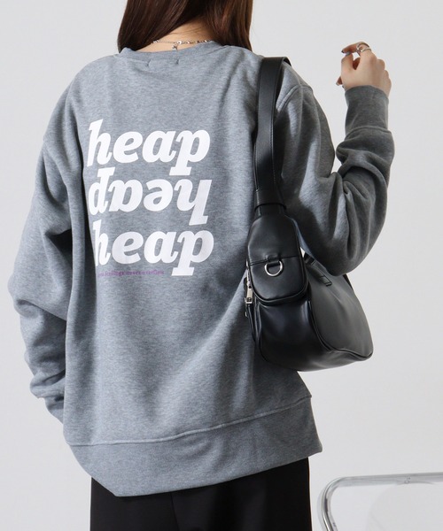 FUNALIVE(ファンアライブ)の「Fleece-lined print sweatshirt / 裏起毛プリントトレーナー unisex(スウェット・メンズ・ホワイト系3/ブラック系2/ベージュ系1/グリーン系1/杢グレー/ヘザーチャコール/ネイビー/グレイッシュベージュ/ホワイト系1/ホワイト系2/ブラック系1/ブラック系3/グレー系1/ネイビー系1/チャコール/オートミール/グリーン/ブラック/チャコールアッシュ/チャコールグレー・M/L/XL)」の11枚目の写真