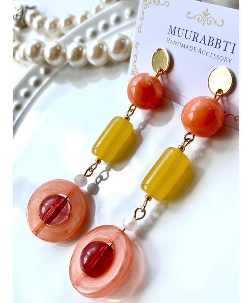 tone(トーン)の「【MUURABBTI】サンオレンジとイエローのピアス(MA)(ピアス(両耳用)・レディース・ゴールド・FREE)」の2枚目の写真
