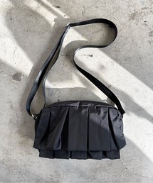 SPRUCE | EM:フリル プリーツ 横長｜チェンフリルショルダー 軽量約160g(ショルダーバッグ)