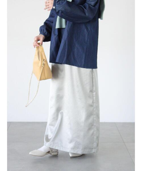 Lugnoncure（ルノンキュール）の「サテンエンボススカート（スカート・レディース・ベージュ/ミント/ブラウン・F）」の3枚目の写真