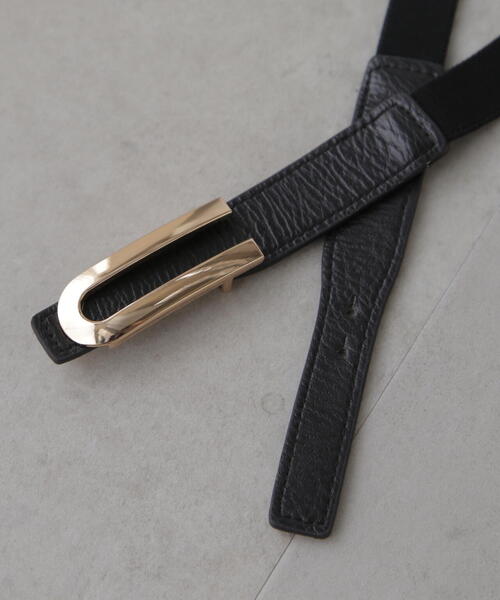 FREE'S MART（フリーズマート）の「◆Uバックル細ゴムベルト（ベルト・レディース・ブラック/ベージュ・ﾌﾘ-）」の4枚目の写真