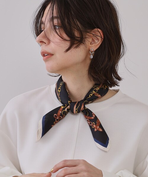 OPAQUE.CLIP（オペークドットクリップ）の「柄アソートスクエアスカーフ（バンダナ/スカーフ・レディース・ブラック/ベージュ/オフホワイト・00）」の12枚目の写真