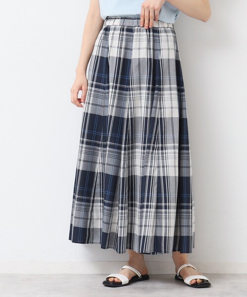 Dessin（デッサン）の「【ウエストゴム・洗える】映えチェック柄スカート（XS～L）（スカート・レディース・スモーキーグリーン系2/グリーン系2/ブルー系1/ネイビー系1/イエロー系1/ブルー系その他3/ブラック系1/グレー系その他3・00/01/02/03）」の6枚目の写真