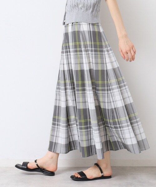 Dessin（デッサン）の「【ウエストゴム・洗える】映えチェック柄スカート（XS～L）（スカート・レディース・スモーキーグリーン系2/グリーン系2/ブルー系1/ネイビー系1/イエロー系1/ブルー系その他3/ブラック系1/グレー系その他3・00/01/02/03）」の21枚目の写真