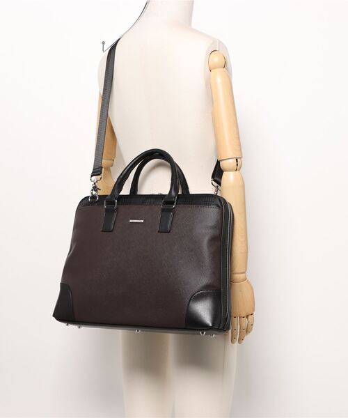 TAKA-Q（タカキュー）の「【2WAY】タカキュー コンビ ブリーフバッグ A4対応（ビジネスバッグ・メンズ・ブラック/ダークウッド・FREE）」の7枚目の写真