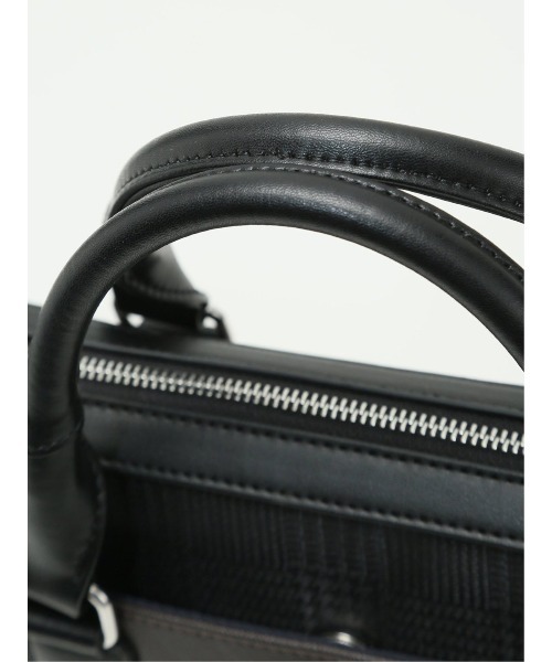 TAKA-Q（タカキュー）の「【2WAY】タカキュー コンビ ブリーフバッグ A4対応（ビジネスバッグ・メンズ・ブラック/ダークウッド・FREE）」の15枚目の写真