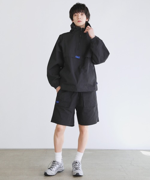 JACK PURCELL（ジャックパーセル）の「CONVERSE JACK PURCELL　コットンナイロン袖着脱2WAYアノラックパーカー（パーカー・メンズ・ブルー/アイボリー/ブラック・S/M/L）」の4枚目の写真