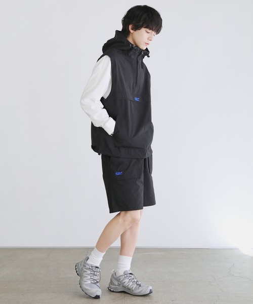 JACK PURCELL（ジャックパーセル）の「CONVERSE JACK PURCELL　コットンナイロン袖着脱2WAYアノラックパーカー（パーカー・メンズ・ブルー/アイボリー/ブラック・S/M/L）」の7枚目の写真