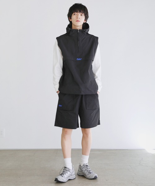 JACK PURCELL（ジャックパーセル）の「CONVERSE JACK PURCELL　コットンナイロン袖着脱2WAYアノラックパーカー（パーカー・メンズ・ブルー/アイボリー/ブラック・S/M/L）」の8枚目の写真