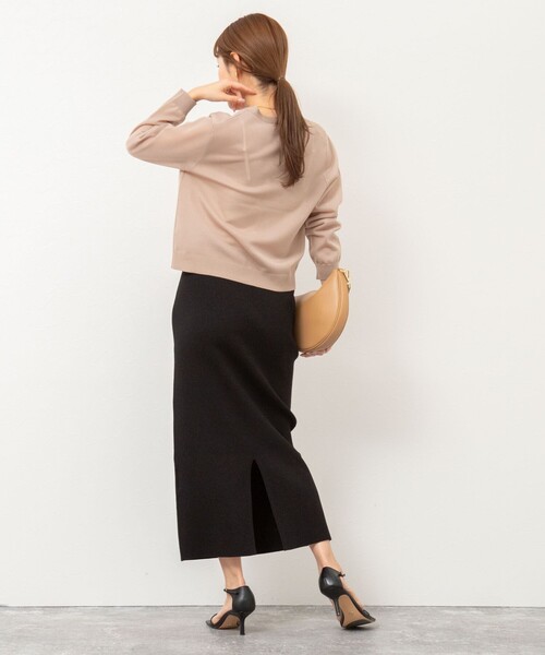 NOLLEY’S（ノーリーズ）の「《アンサンブル対応》ハーフシアーVネックカーディガン（カーディガン/ボレロ・レディース・サックスブルー/ブラウン/オフホワイト/ブラック・38）」の5枚目の写真