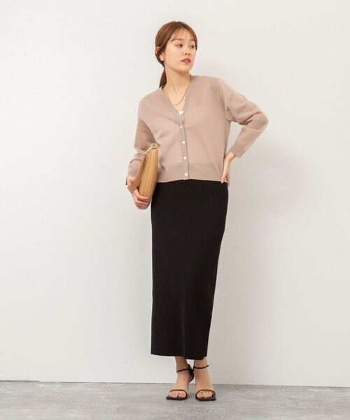 NOLLEY’S（ノーリーズ）の「《アンサンブル対応》ハーフシアーVネックカーディガン（カーディガン/ボレロ・レディース・サックスブルー/ブラウン/オフホワイト/ブラック・38）」の6枚目の写真