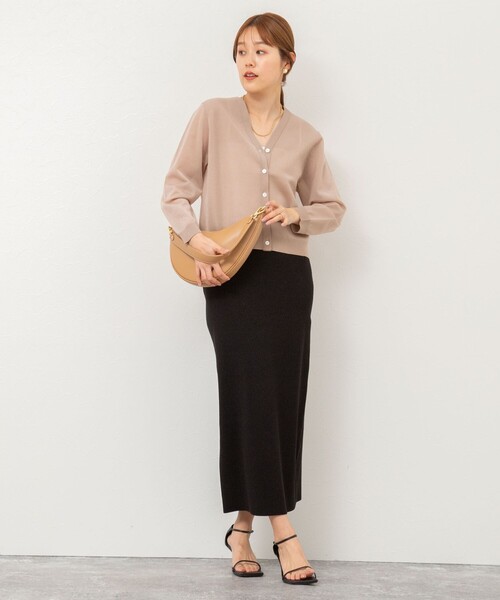 NOLLEY’S（ノーリーズ）の「《アンサンブル対応》ハーフシアーVネックカーディガン（カーディガン/ボレロ・レディース・サックスブルー/ブラウン/オフホワイト/ブラック・38）」の7枚目の写真