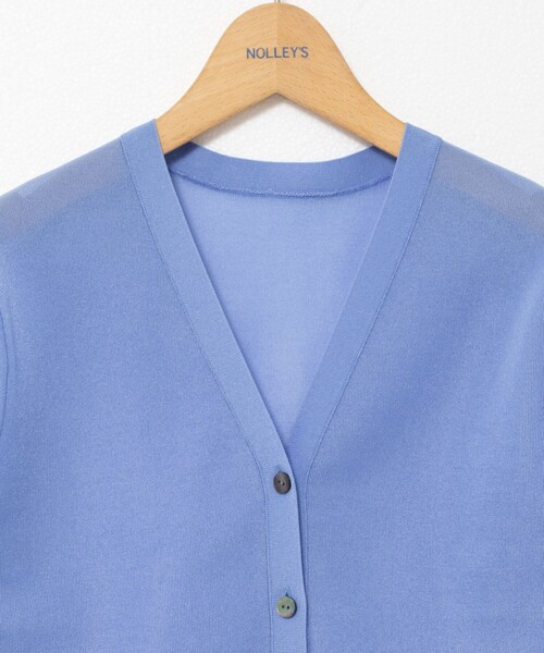 NOLLEY’S（ノーリーズ）の「《アンサンブル対応》ハーフシアーVネックカーディガン（カーディガン/ボレロ・レディース・サックスブルー/ブラウン/オフホワイト/ブラック・38）」の11枚目の写真