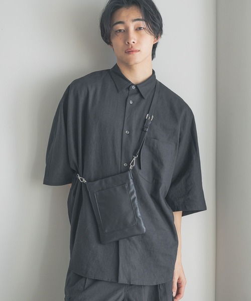 LOWRYS FARM（ローリーズファーム）の「コンパクトショルダーＢＡＧ　 323473（ショルダーバッグ・メンズ・ブラック・FREE）」の3枚目の写真