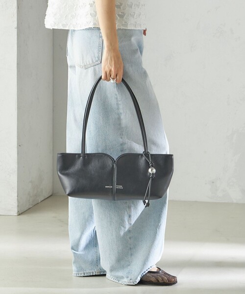 SHIPS（シップス）の「NUCLE: KAY（ボストンバッグ・レディース・ブラック/ライトイエロー・ONE SIZE）」の5枚目の写真