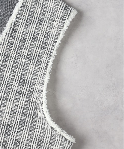 HONEYSUCKLE ROSE（ハニーサックルローズ）の「【HONEYSUCKLE ROSE】ツイードベストレイヤード（アンサンブル・レディース・ベージュ/グレー・L/M）」の5枚目の写真