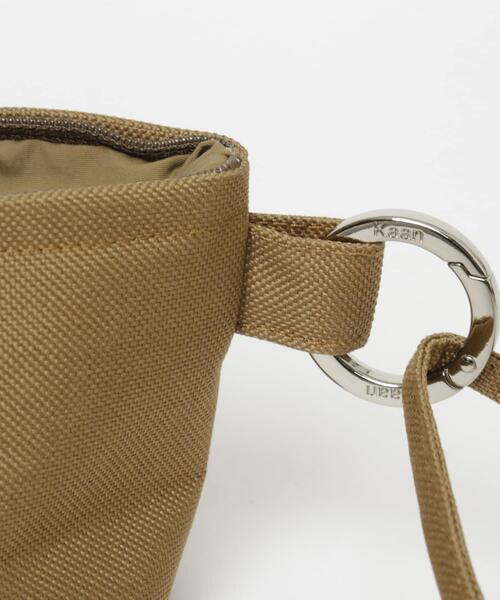 URBAN RESEARCH(アーバンリサーチ)の「Kaan MINI LANYARD POUCH(ショルダーバッグ・メンズ・イエロー/オレンジ/ブルー/ブラック/モカ/ブルー系その他/グリーン系その他・FREE)」の9枚目の写真