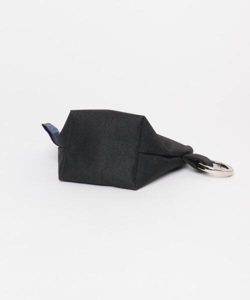 URBAN RESEARCH(アーバンリサーチ)の「Kaan MINI LANYARD POUCH(ショルダーバッグ・メンズ・イエロー/オレンジ/ブルー/ブラック/モカ/ブルー系その他/グリーン系その他・FREE)」の12枚目の写真