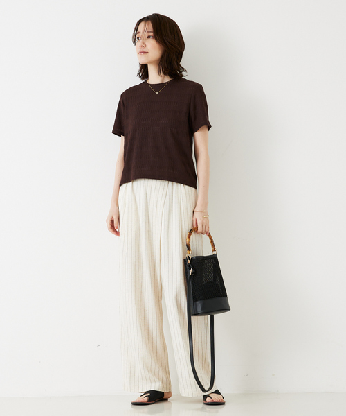 abahouse mavie(アバハウスマヴィ)の「シャーリングボーダー半袖Tシャツ(Tシャツ/カットソー・レディース・セージグリーン/ブラック/ブラウン/ホワイト・フリー)」の17枚目の写真