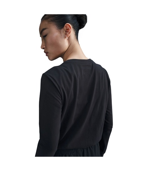 NIKE（ナイキ）の「NIKE/ナイキ W NSW CLUB LS TEE/クラブ ロングスリーブ Tシャツ（Tシャツ/カットソー・レディース・ホワイト/ブラック・S/M/L/XL）」の4枚目の写真