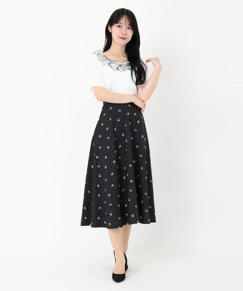 STRAWBERRY-FIELDS（ストロベリーフィールズ）の「フレアースカート（スカート・レディース・ブラック/キナリ・1/2）」の11枚目の写真