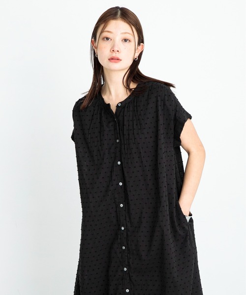 URBAN RESEARCH Sonny Label（アーバンリサーチサニーレーベル）の「コットンストライプドビーギャザーワンピース（ワンピース・レディース・ブラック/グリーン系その他/チャコールグレー・FREE）」の4枚目の写真