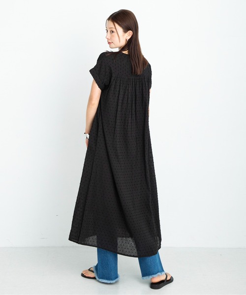 URBAN RESEARCH Sonny Label（アーバンリサーチサニーレーベル）の「コットンストライプドビーギャザーワンピース（ワンピース・レディース・ブラック/グリーン系その他/チャコールグレー・FREE）」の10枚目の写真