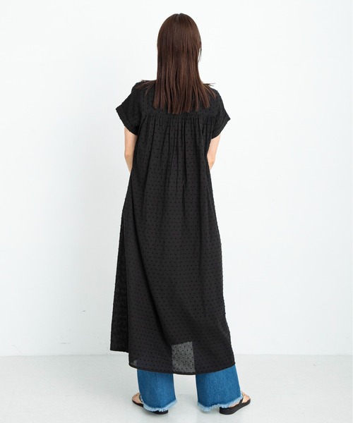 URBAN RESEARCH Sonny Label（アーバンリサーチサニーレーベル）の「コットンストライプドビーギャザーワンピース（ワンピース・レディース・ブラック/グリーン系その他/チャコールグレー・FREE）」の11枚目の写真