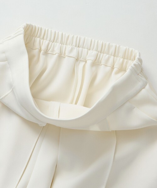 CAST:(キャストコロン)の「【接触冷感/UV効果/セットアップ対応】デザインタックジャージパンツ(その他パンツ・レディース・オフホワイト/ネイビー/ブラック・M/S)」の15枚目の写真