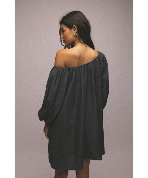 ALEXIA STAM（アリシアスタン）の「Embroidery Gather Dress/刺繍ギャザーワンピ（ワンピース・レディース・チャコールグレー/カーキ・FREE）」の5枚目の写真