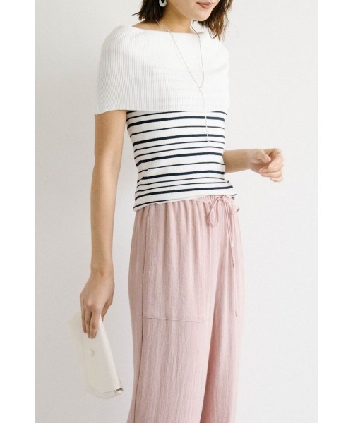 M.deux（エムドゥ）の「ワイドオフショルサマーニット（ニット/セーター・レディース・ブラック/グレイッシュベージュ/オフホワイト/その他1・MEDIUM）」の4枚目の写真