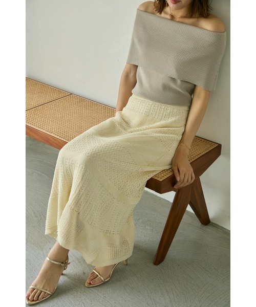 M.deux（エムドゥ）の「ワイドオフショルサマーニット（ニット/セーター・レディース・ブラック/グレイッシュベージュ/オフホワイト/その他1・MEDIUM）」の20枚目の写真