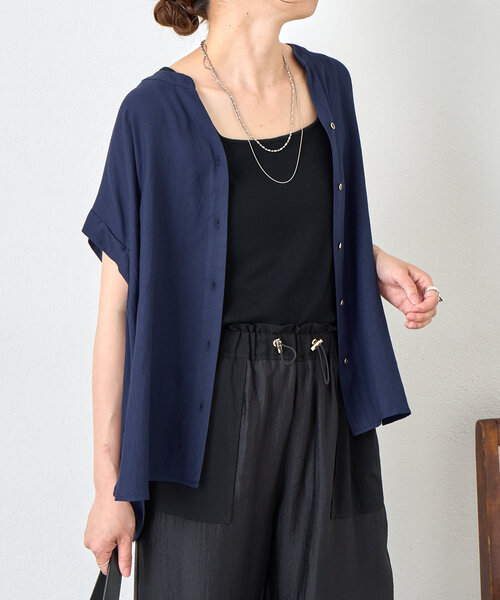 Jena espace merveilleux(ジェナ エスパスメルヴェイユ)の「【美ラクシャツ】リネンライク袖タックシャツ(シャツ/ブラウス・レディース・レッド/ネイビー/オフホワイト・FREE)」の3枚目の写真