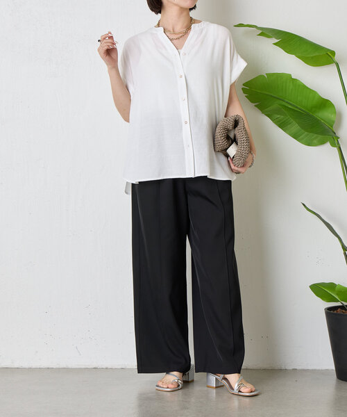 Jena espace merveilleux(ジェナ エスパスメルヴェイユ)の「【美ラクシャツ】リネンライク袖タックシャツ(シャツ/ブラウス・レディース・レッド/ネイビー/オフホワイト・FREE)」の4枚目の写真