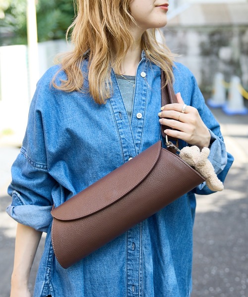 【未使用】AULENTTI シボレザー ボディバッグ 黒 オウレンティ AULENTTI ボディバッグ ブラック 未使用】AULENTTI