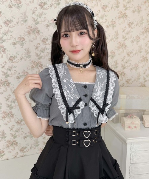ROJITA(ロジータ)の「パール釦セーラーカラーブラウス(シャツ/ブラウス・レディース・ブラック/マルチ/その他/ホワイト・FREE)」の6枚目の写真