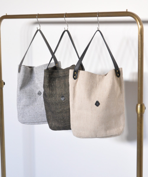 CLEDRAN（クレドラン）の「【麻ミックス】CL3760 HAND＆WORK C/J HALF SHOULDER（ショルダーバッグ・レディース・グレー系その他/ブラック系その他/ホワイト系その他・FREE）」の19枚目の写真