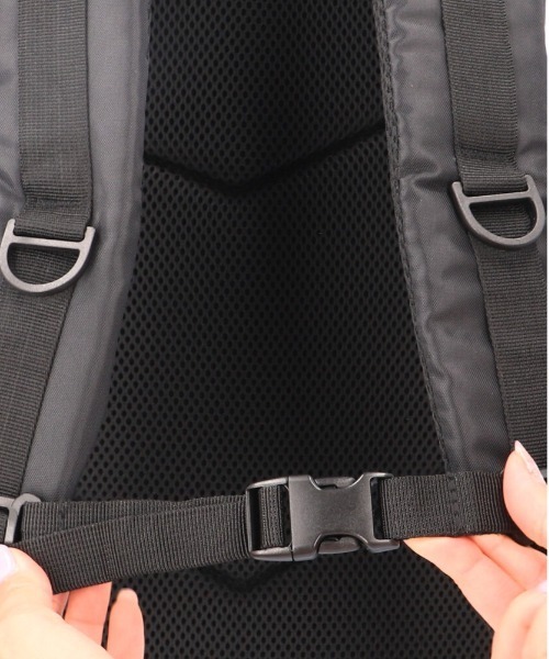 Rename（リネーム）の「Rename ナイロン ダブルジップバックパック（バックパック/リュック・レディース・ブラック×ブラック/ホワイト×ブラック・FREE）」の15枚目の写真