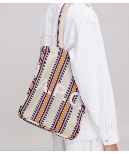 A.P.C.（アーペーセー）の「TOTE LOU（トートバッグ・レディース・オフホワイト・ONESIZE）」の4枚目の写真