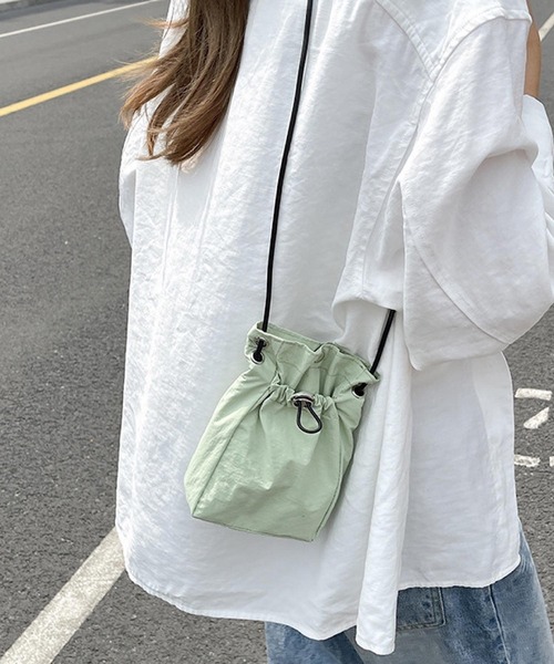 Mignonjour（ミニョンジュール）の「Mignonjour/ナイロンミニ巾着ショルダー M2765（ショルダーバッグ・レディース・ブラック/ホワイト/グリーン・FREE）」の3枚目の写真